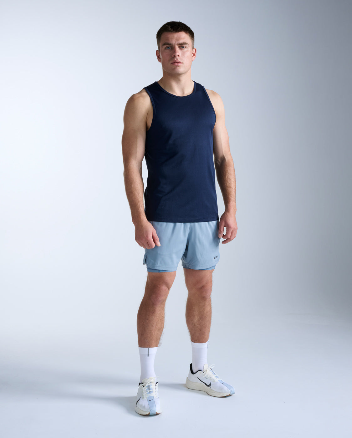 2xu-aero-tank-canotta-running-uomo-slim-fit-blu-navy image 7