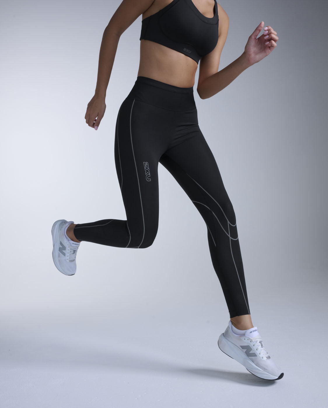 2xu-light-speed-kinesis-hi-rise-compression-tights-nero image 5