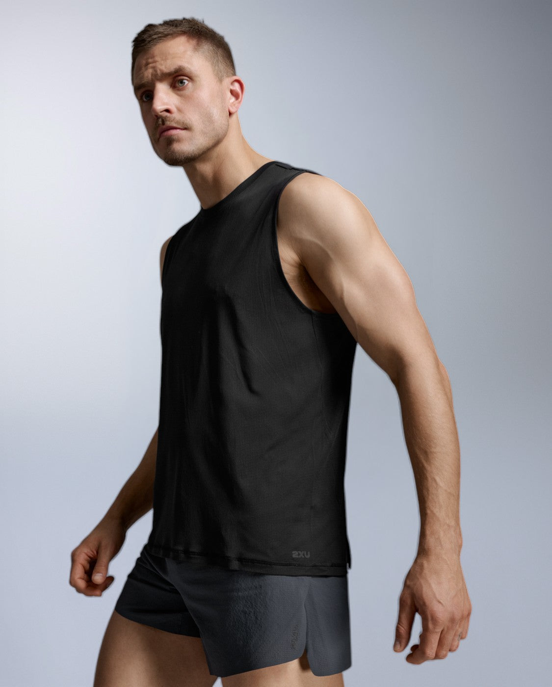 2xu-aero-trail-tank-canotta-trail-uomo image 2