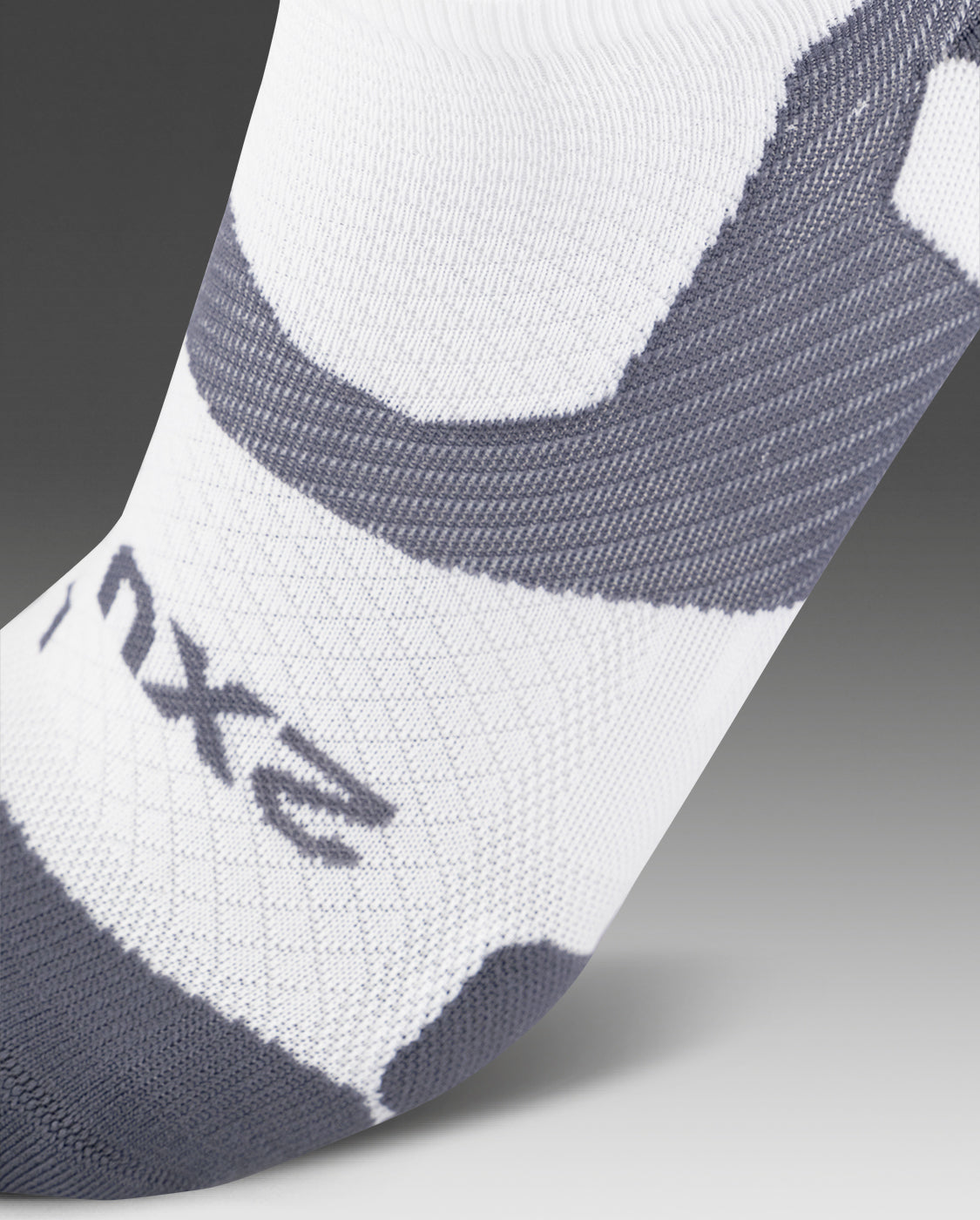 2xu-vectr-light-cushion-no-show-calze-running-corte-bianche image 3