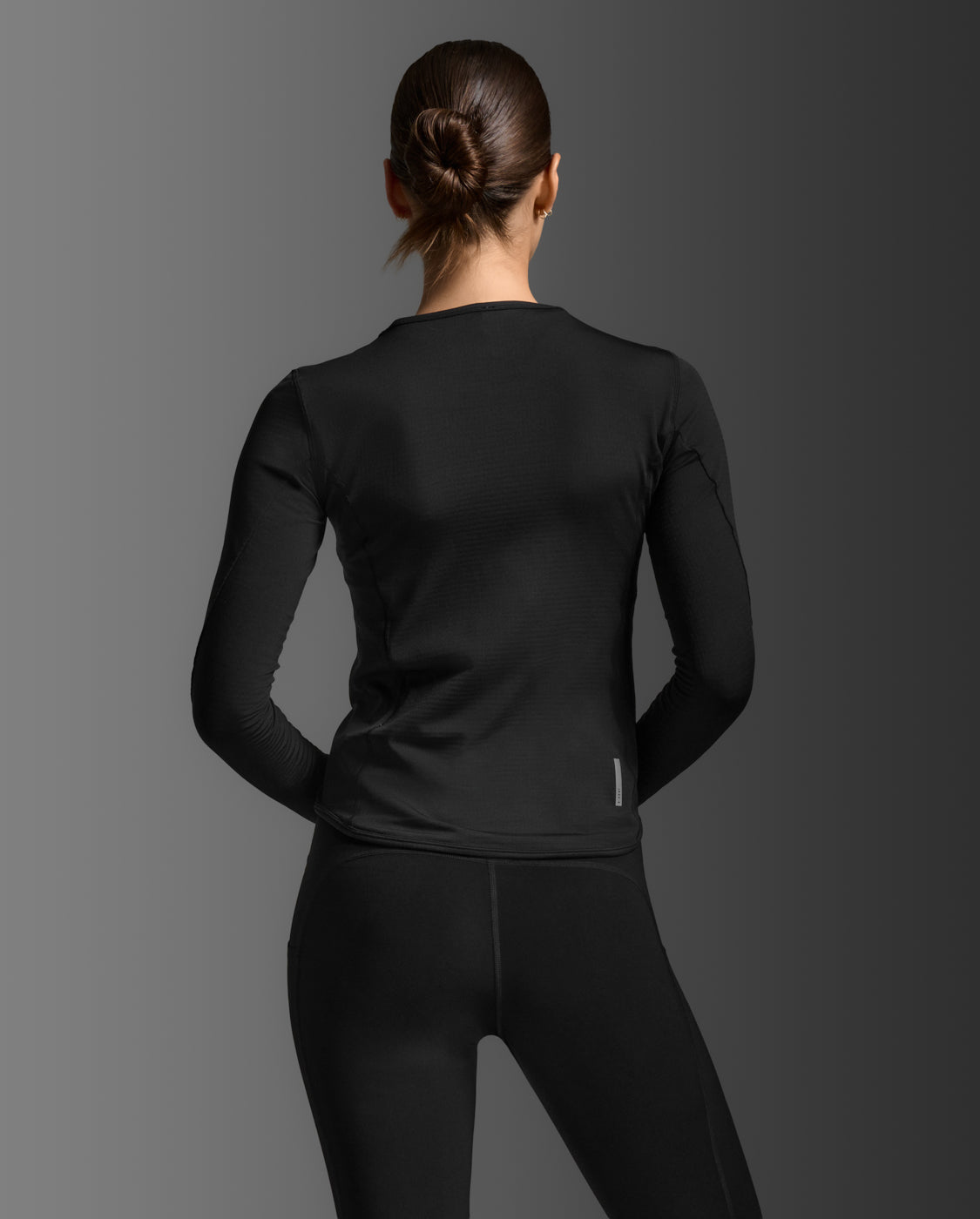 2xu-ignition-grid-base-layer-termico-nero image 2
