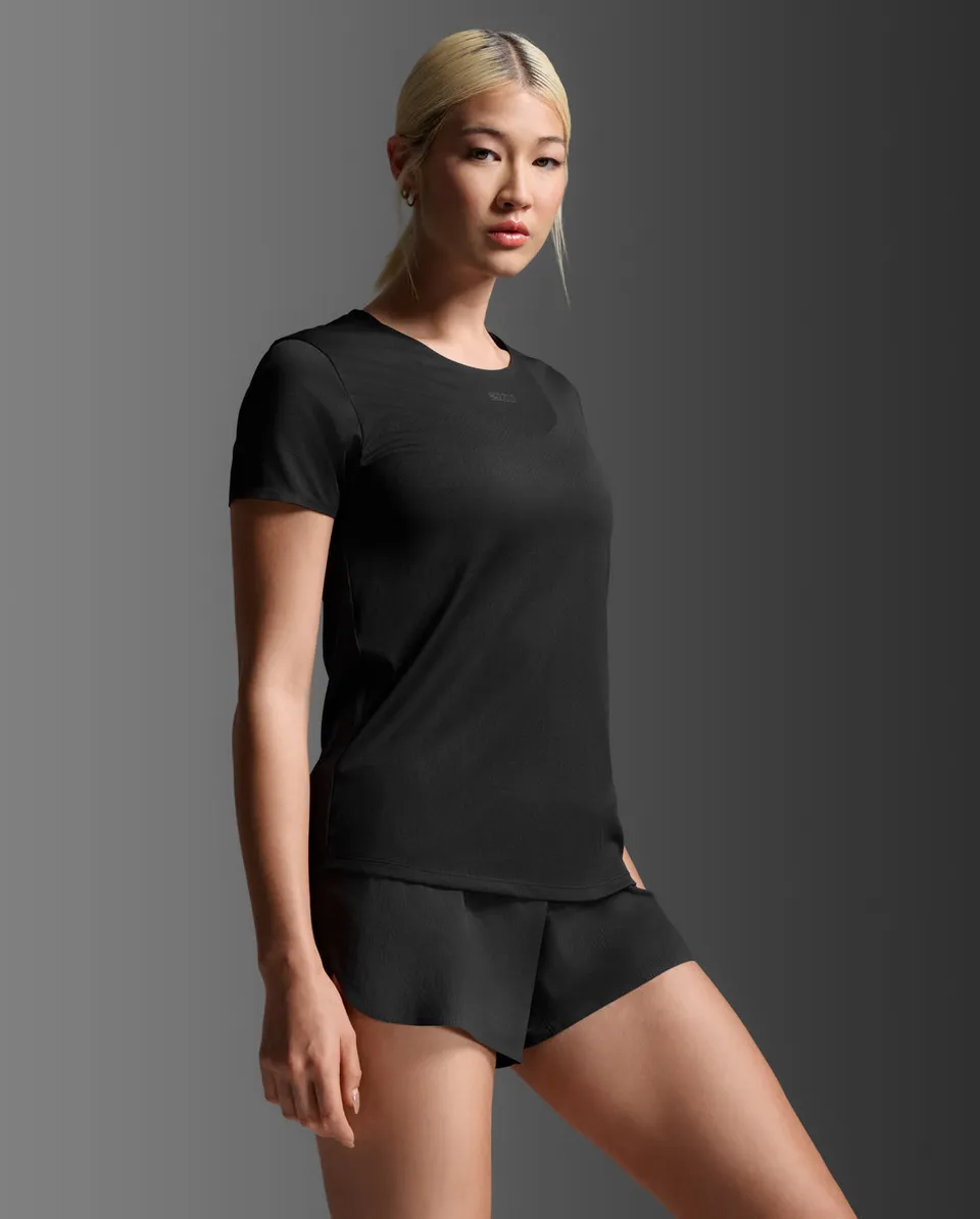 2xu-light-speed-tech-tee-t-shirt-running-nera image 1