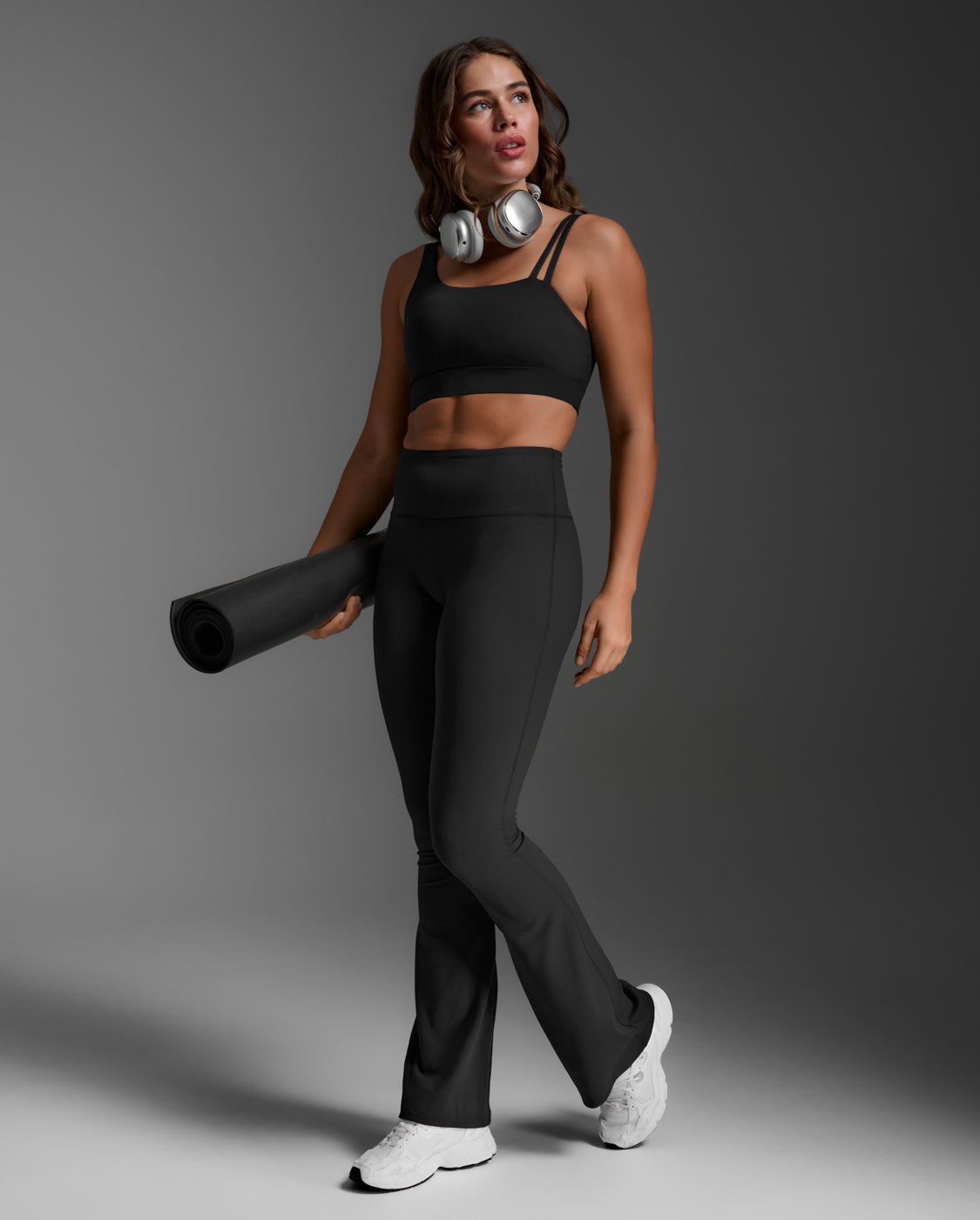 2xu-fluid-pantaloni-flare-hi-rise-donna-neri image 6