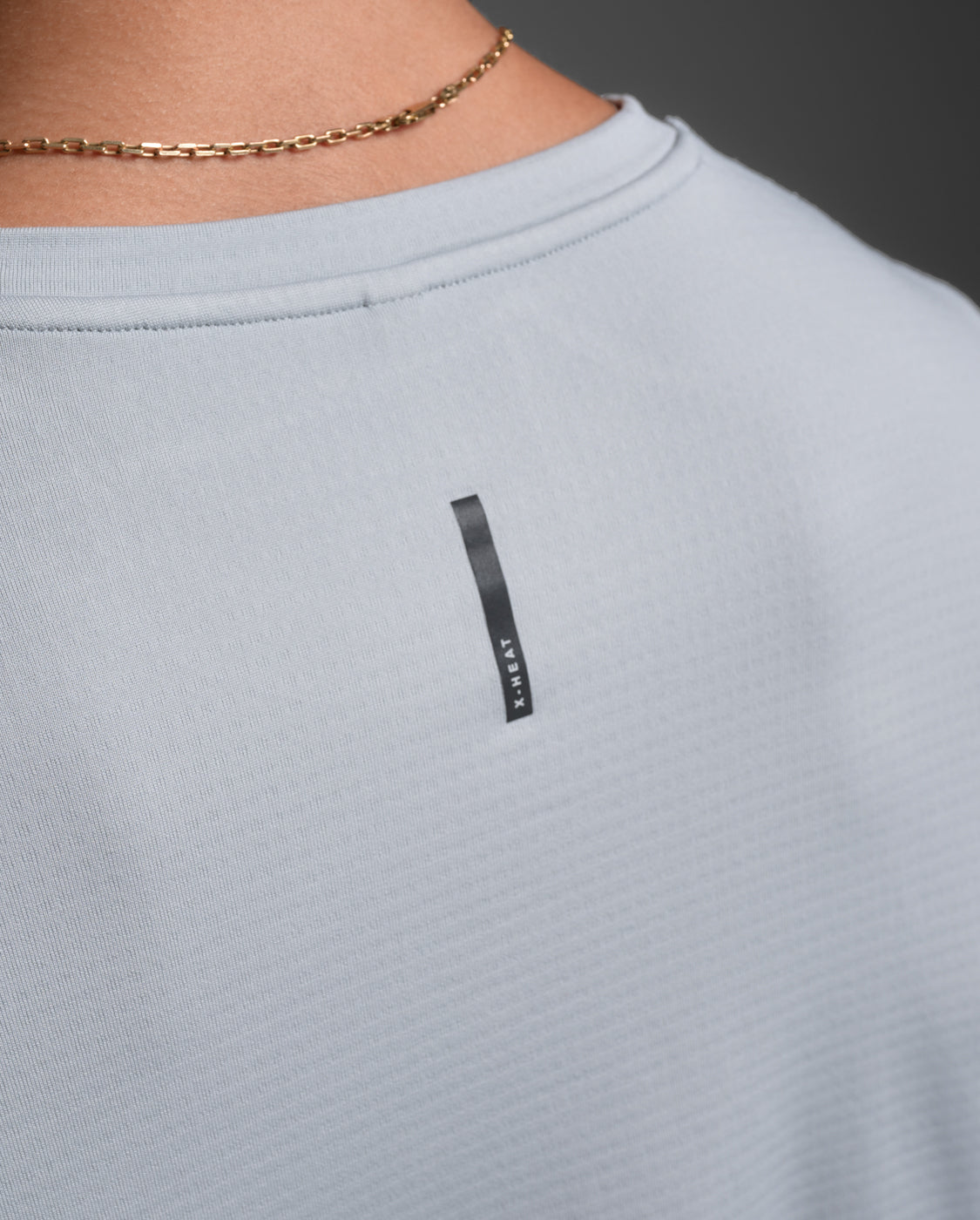 2xu-ignition-grid-base-layer-maglia-termica-slim-grigia image 7
