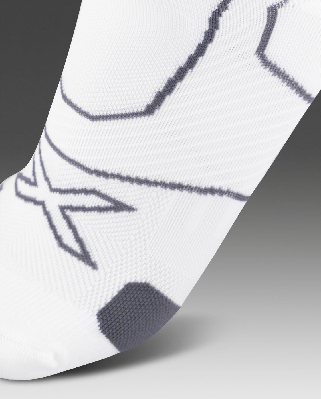 2xu-vectr-calzini-cushion-no-show-running-bianco image 2