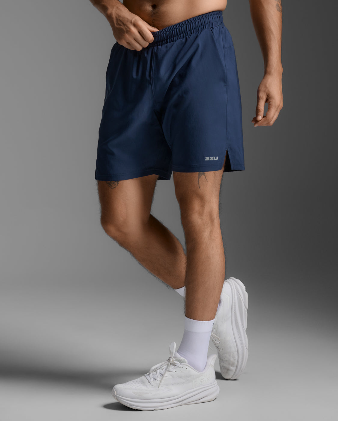 2xu-aero-7-inch-shorts-unlined-uomo-shorts-running-blu-navy image 5