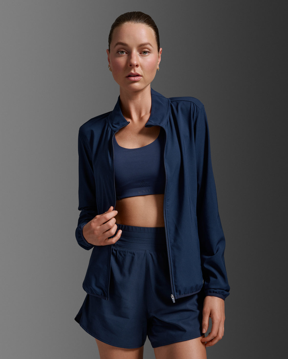 2xu-aero-jacket-donna-antipioggia-slim image 5