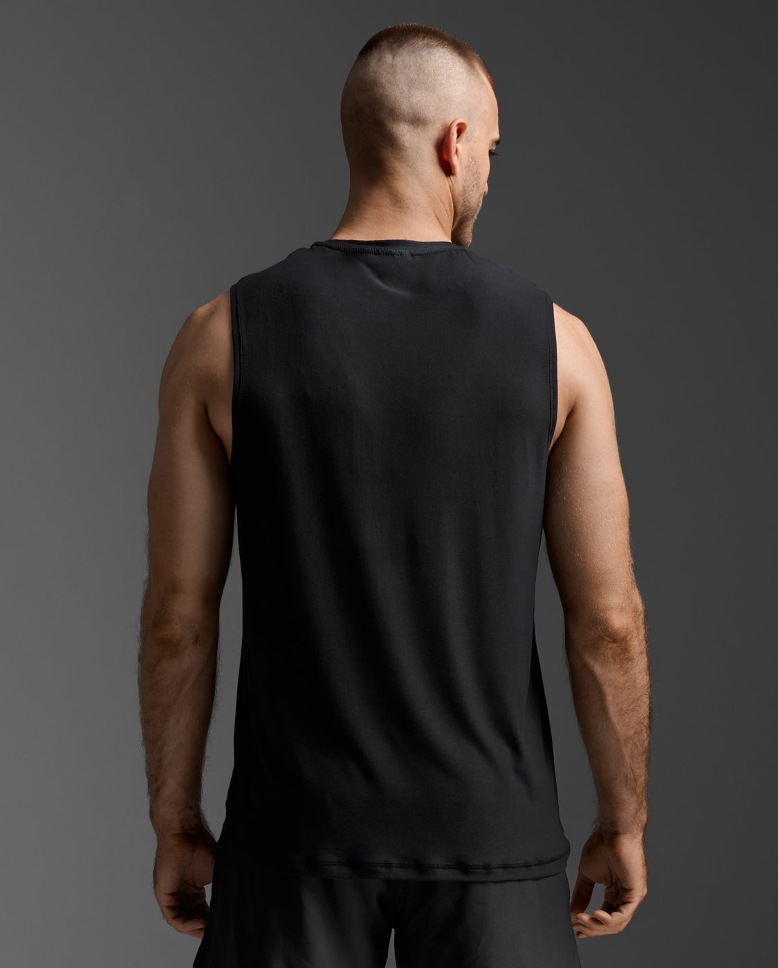 2xu-signature-tank-uomo-nero image 3