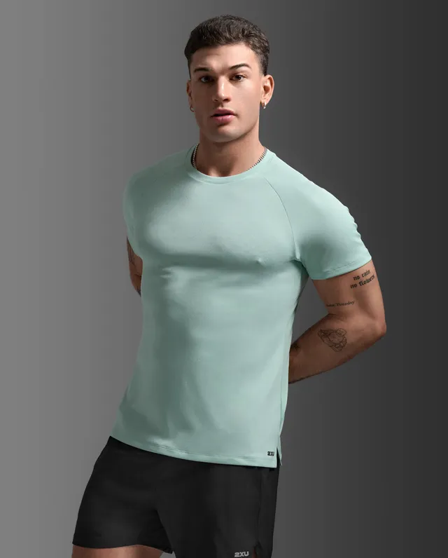 2xu-aero-tee-slim-maglia-running-verde-chiaro image 1