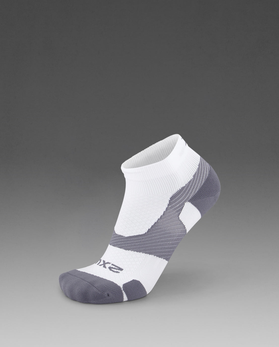 2xu-vectr-light-cushion-1-4-crew-compression-socks-calze-running image 1
