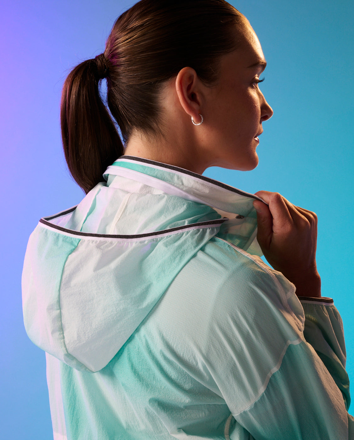 2xu-aero-sheer-bomber-giacca-running-antipioggia-ultraleggera image 4