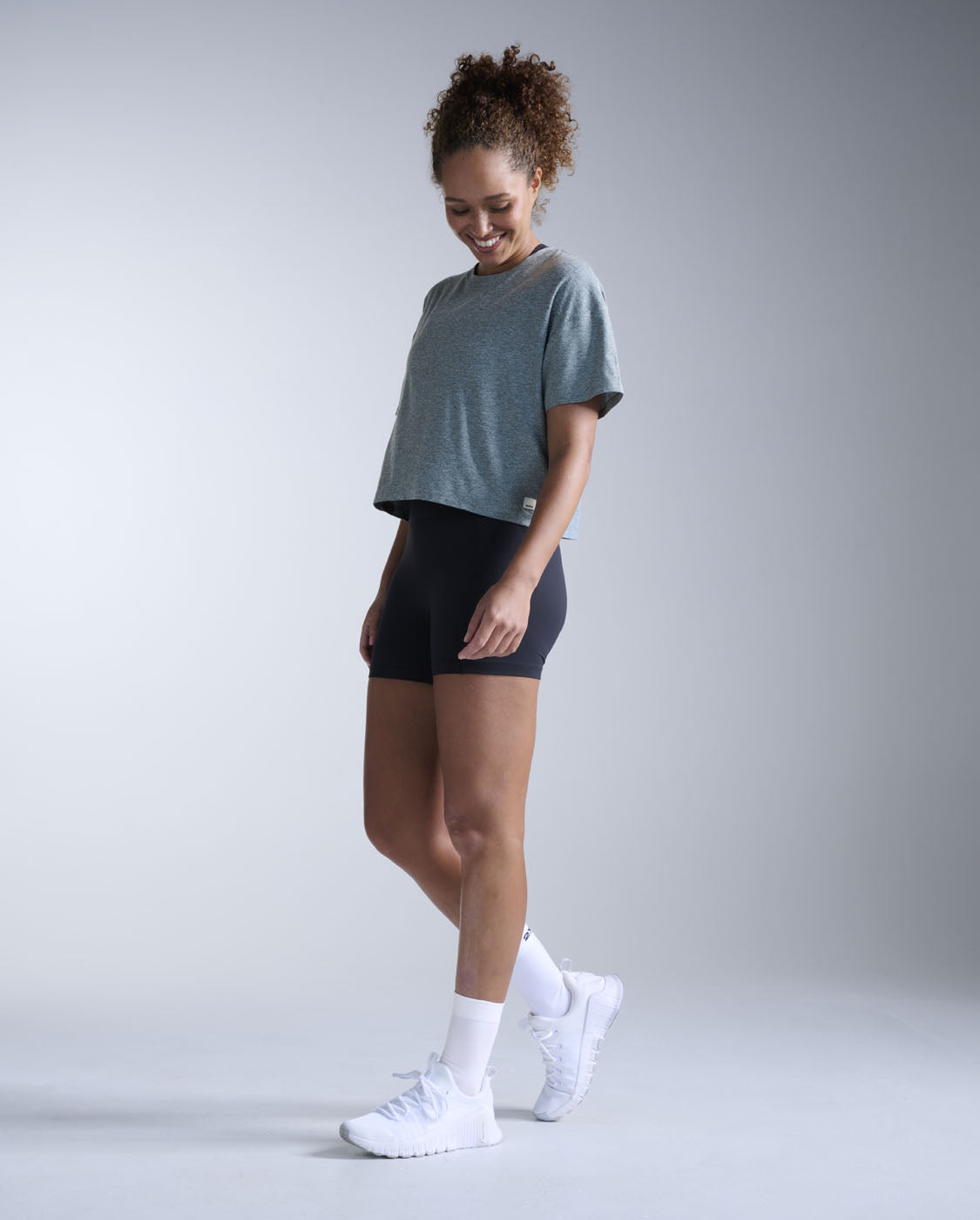 2xu-form-soft-jersey-relaxed-tee-donna-grigio-verde image 5