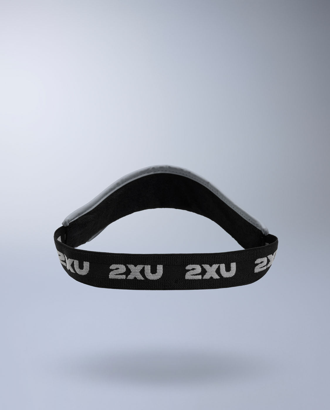 2xu-performance-visor-visiera-running-unisex-grigia image 3