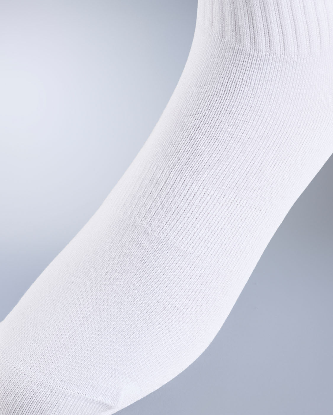 2xu-cotton-crew-socks-3-pack-calze-running-unisex-bianche image 5