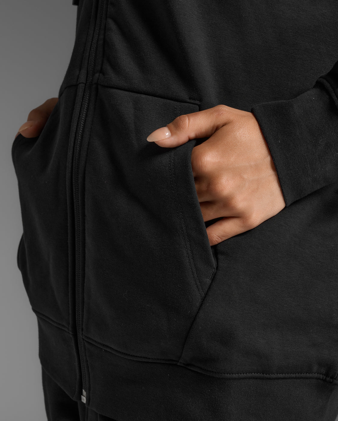 2xu-aspire-full-zip-hoodie-felpa-donna-nero image 6