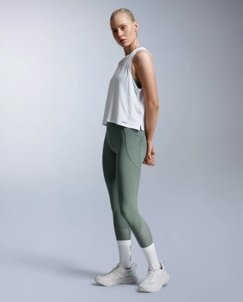 2xu-aero-trail-tank-donna-canotta-trail-bianco-upf-50-loose-fit image 1