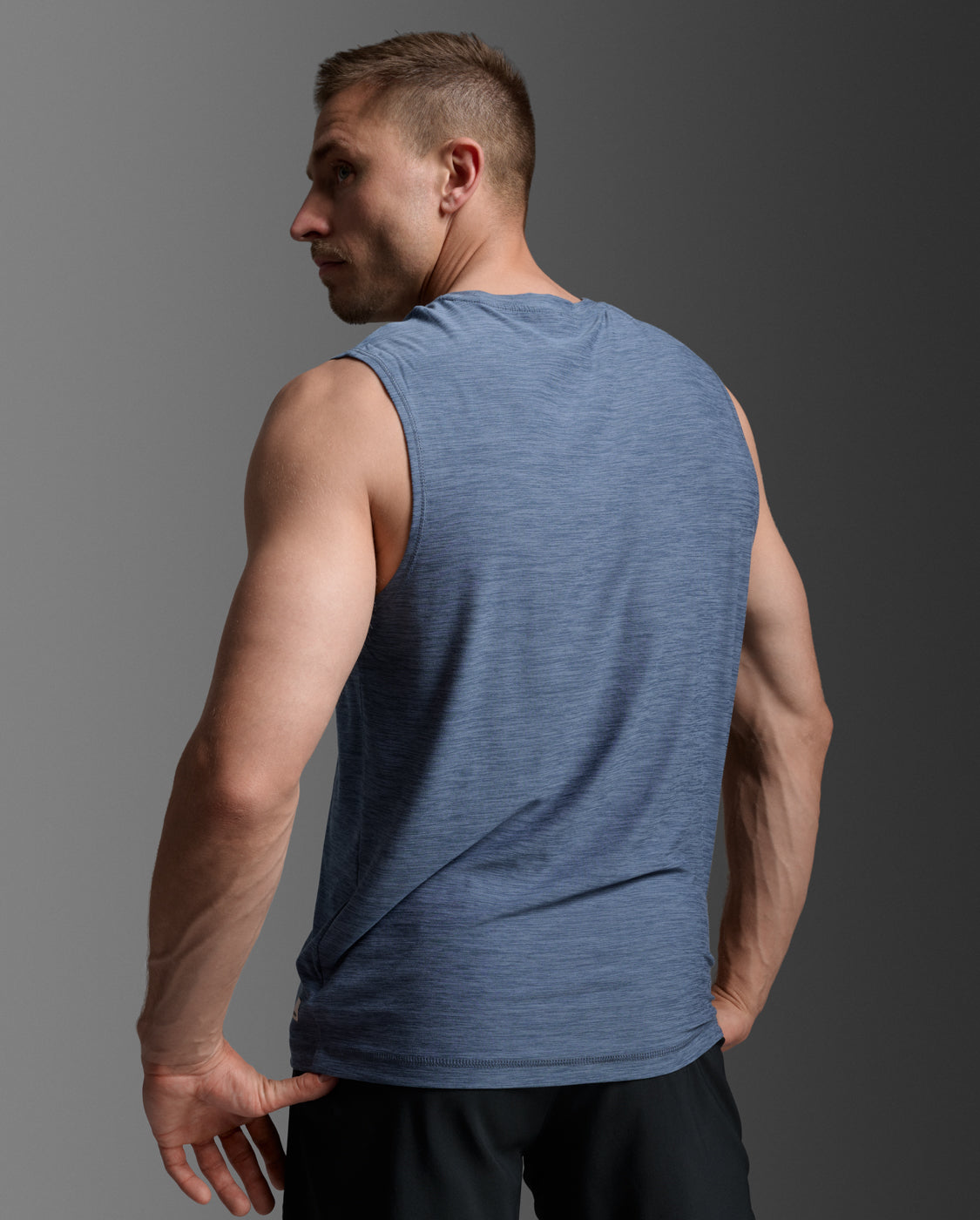 2xu-signature-tank-uomo-canotta-soft-jersey-blu image 6
