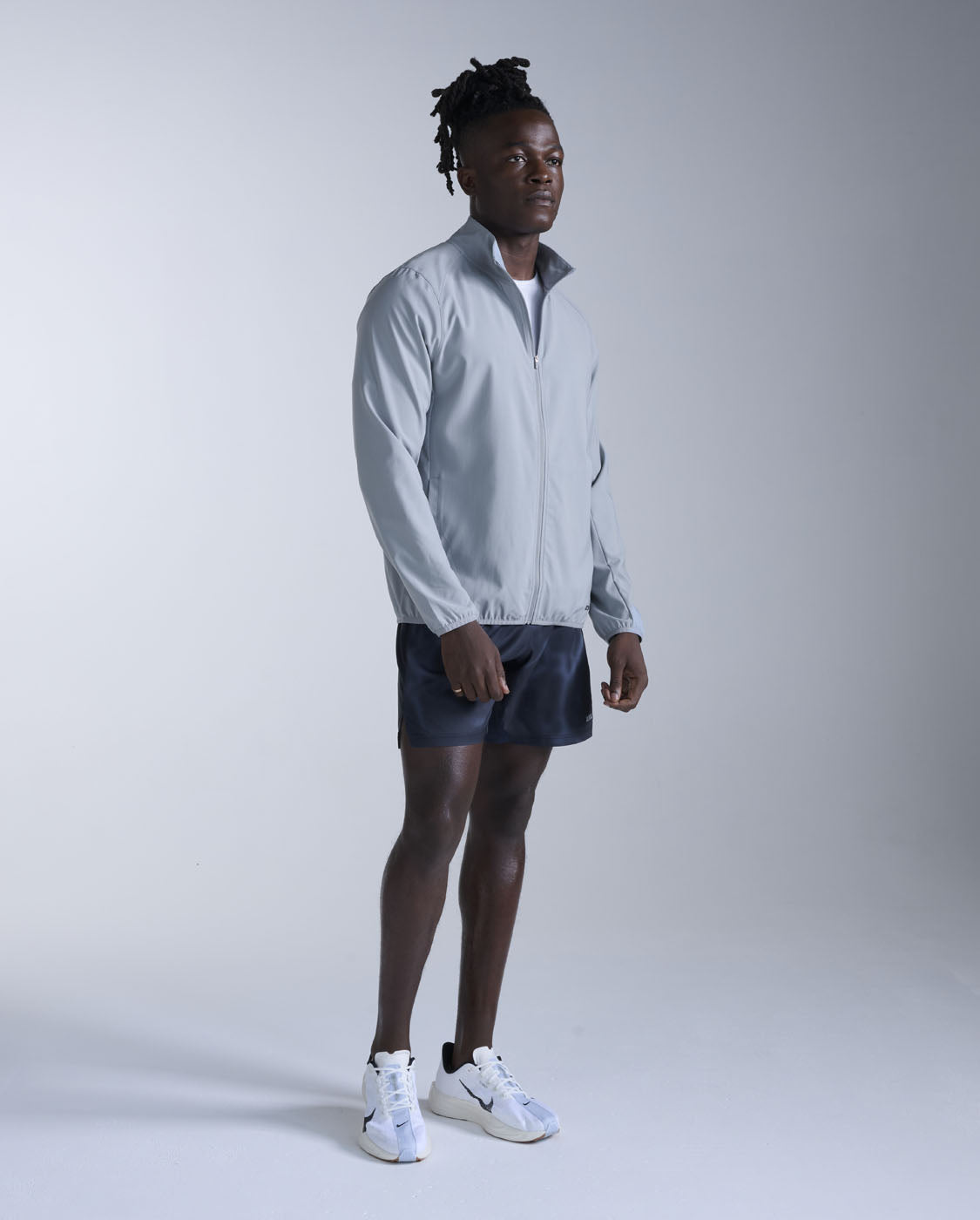 2xu-aero-giacca-running-antipioggia-grigia image 2