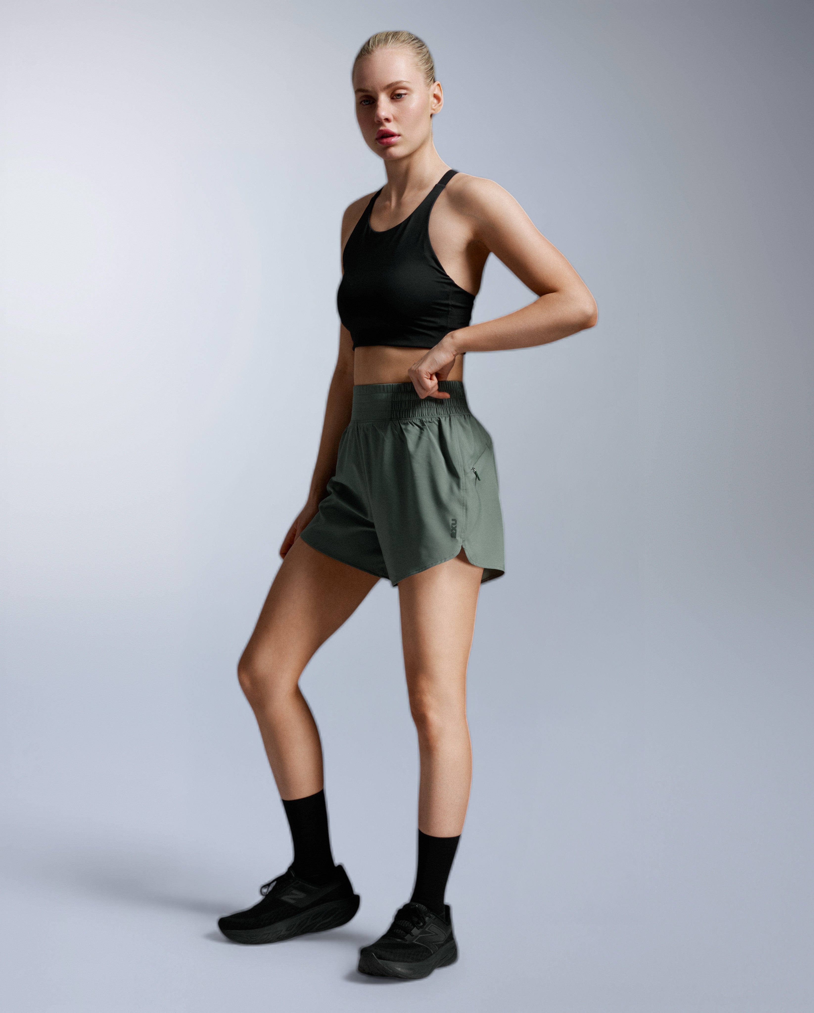 2xu-aero-hi-rise-4-inch-shorts-shorts-running-donna-verdi image 5
