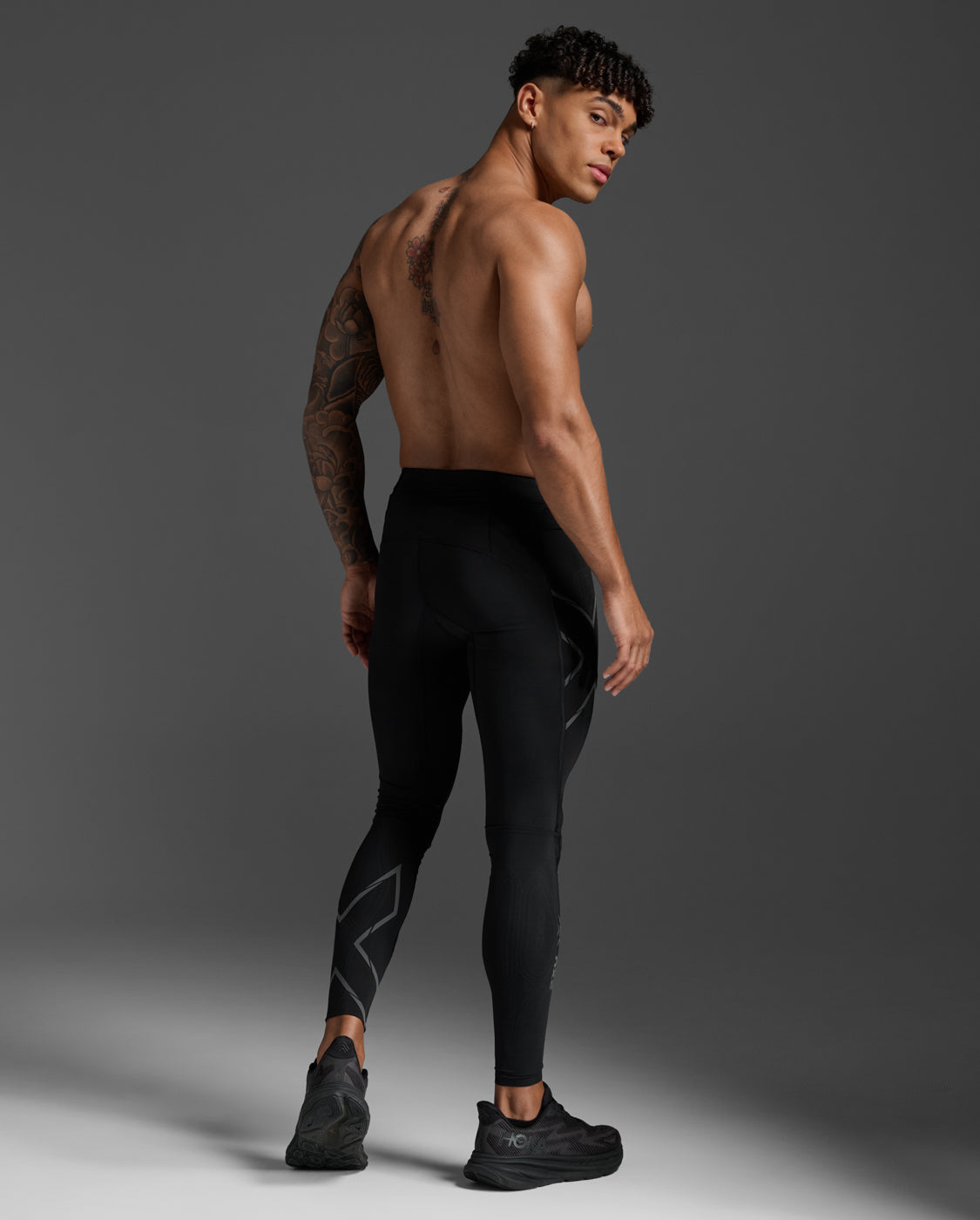 2xu-light-speed-compression-tights-neri-best-seller-running image 6