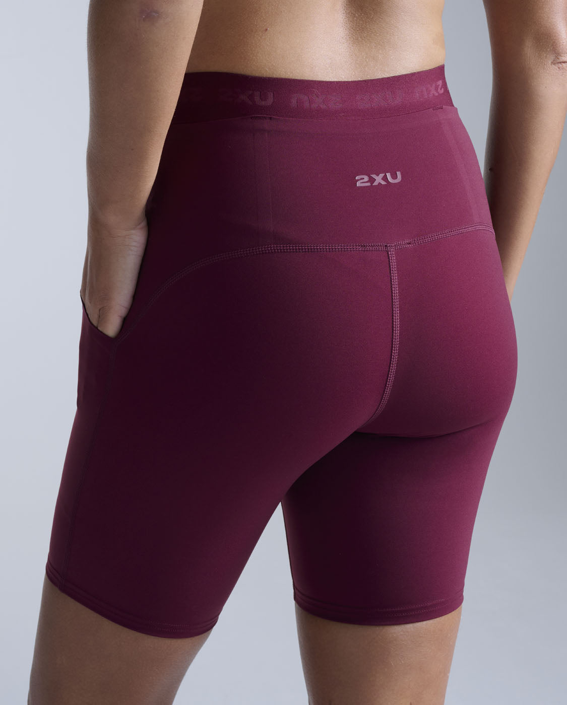 2xu-form-stash-hi-rise-6-compression-short-con-tasche-donna image 3