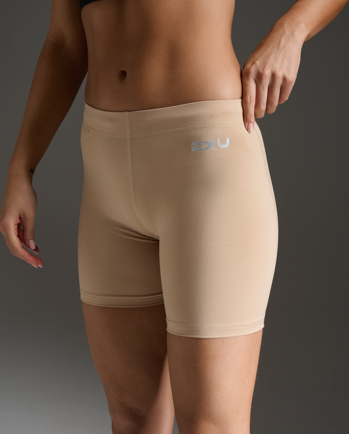 2xu-core-compression-5-game-day-shorts-beige image 6