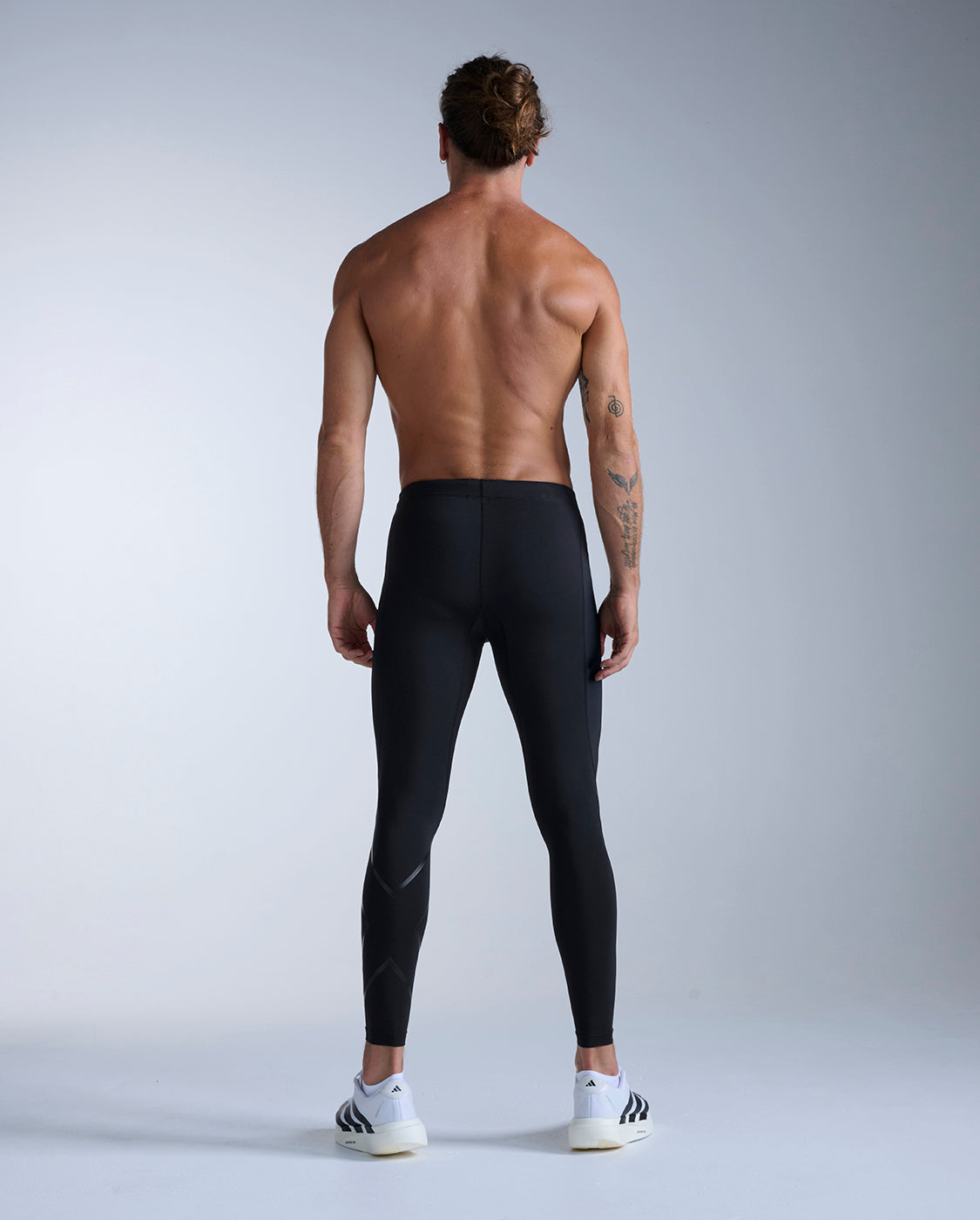 2xu-core-compression-tights-neri image 4