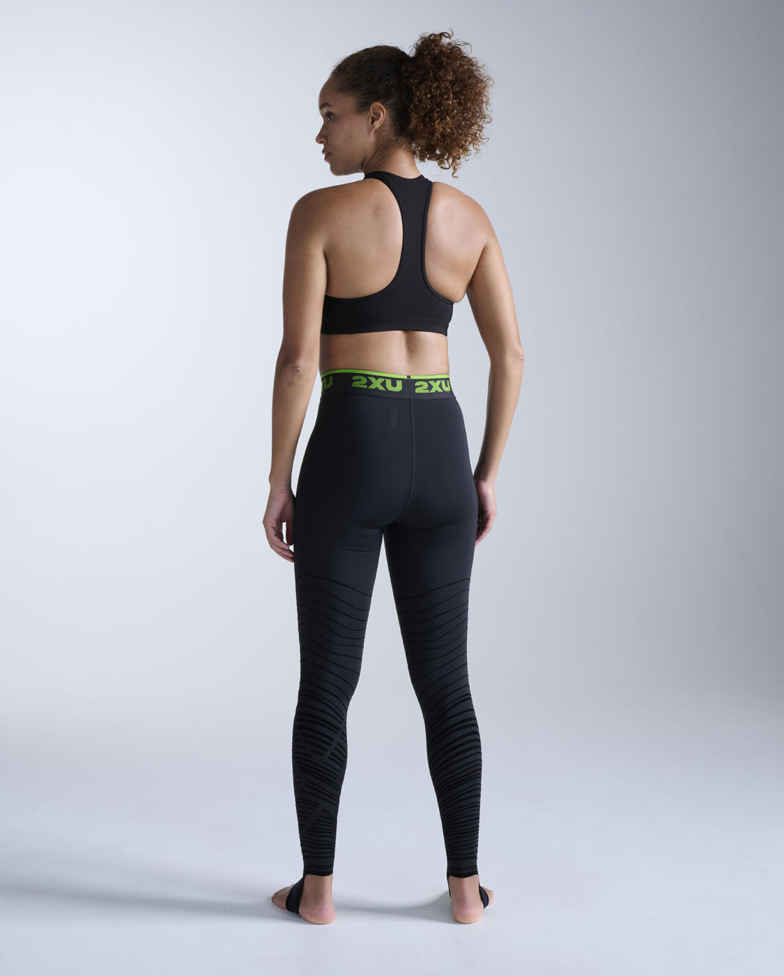 2xu-power-recovery-tights-compressione-con-fir image 5