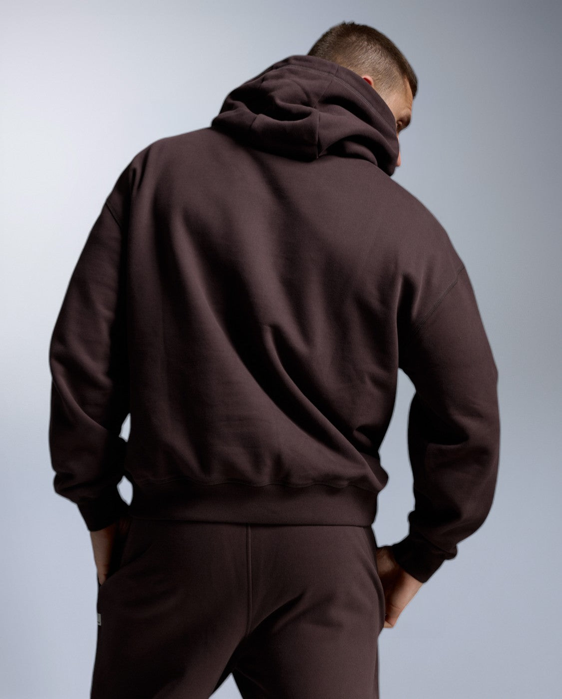 2xu-ez-oversized-organic-cotton-hoodie-felpa-unisex-marrone image 2