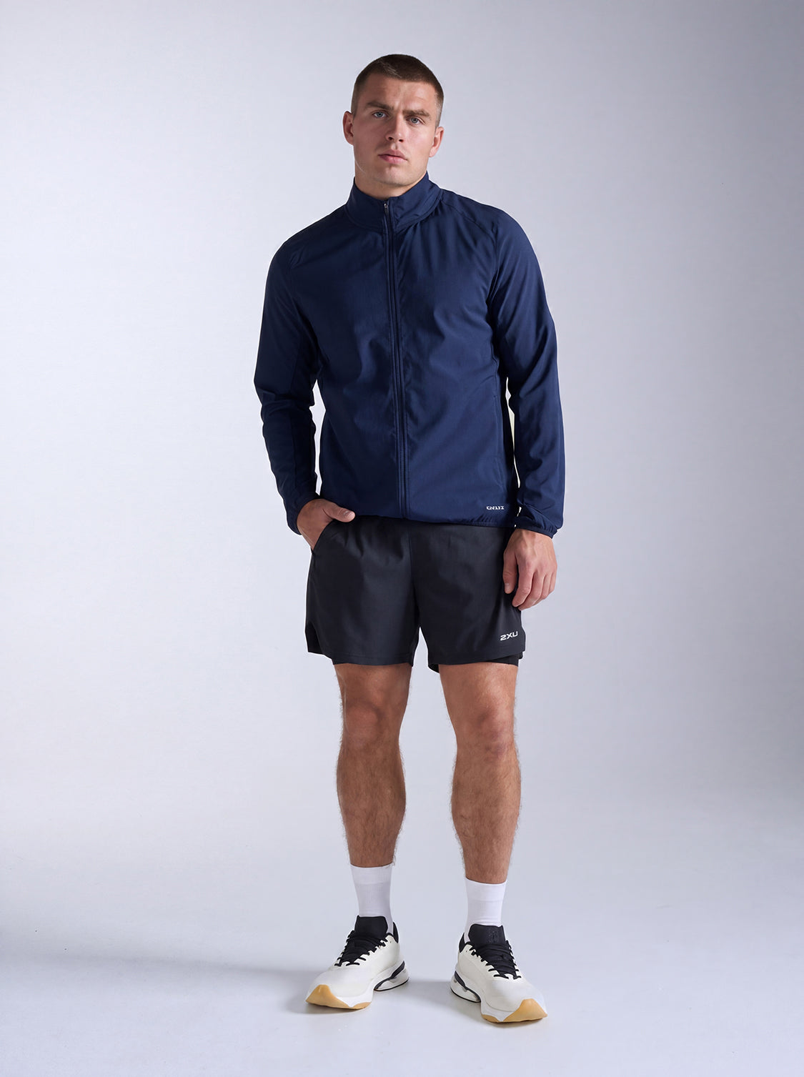 2xu-aero-jacket-uomo-giacca-running-antipioggia image 4