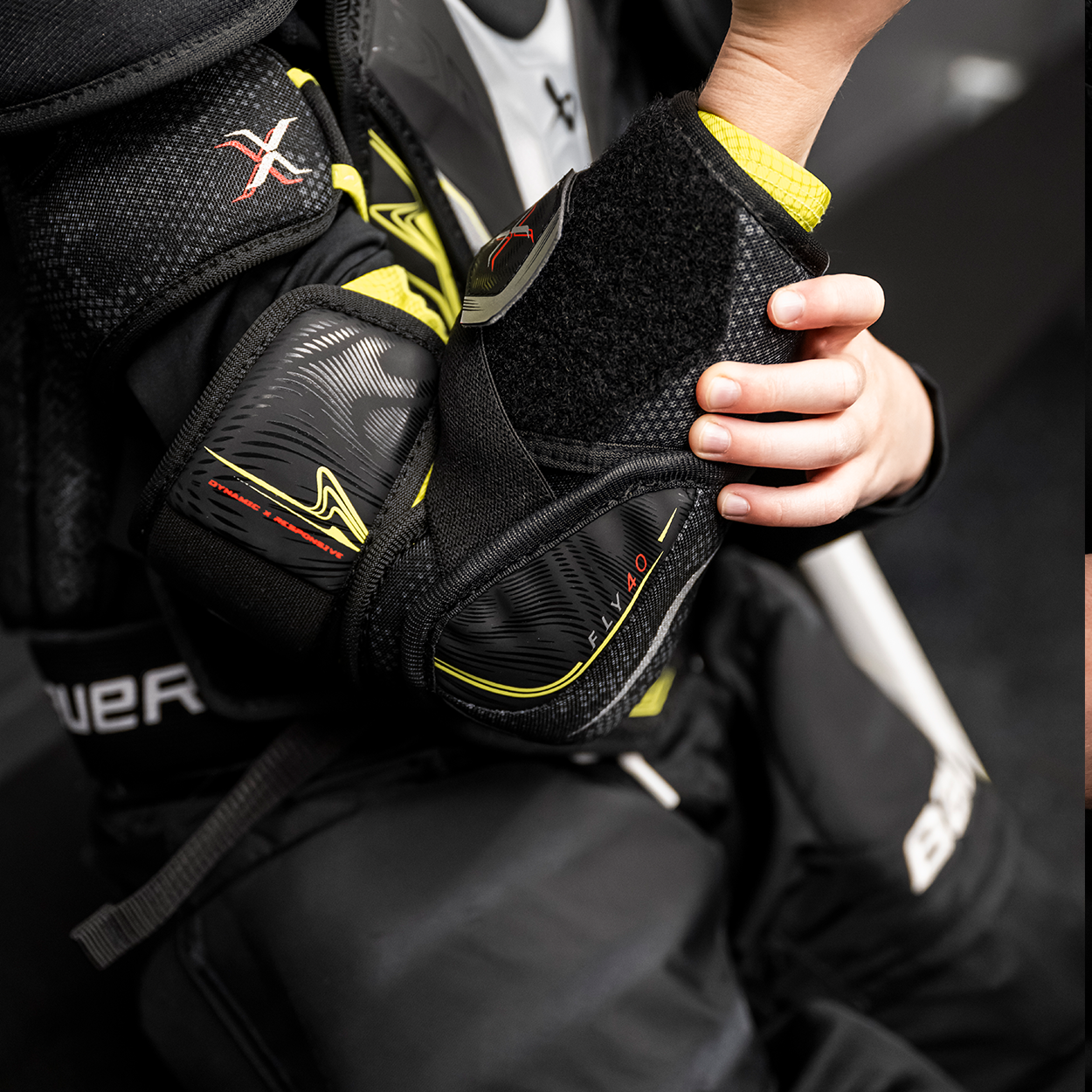 bauer-vapor-fly40-gomitiere-hockey-junior image 7