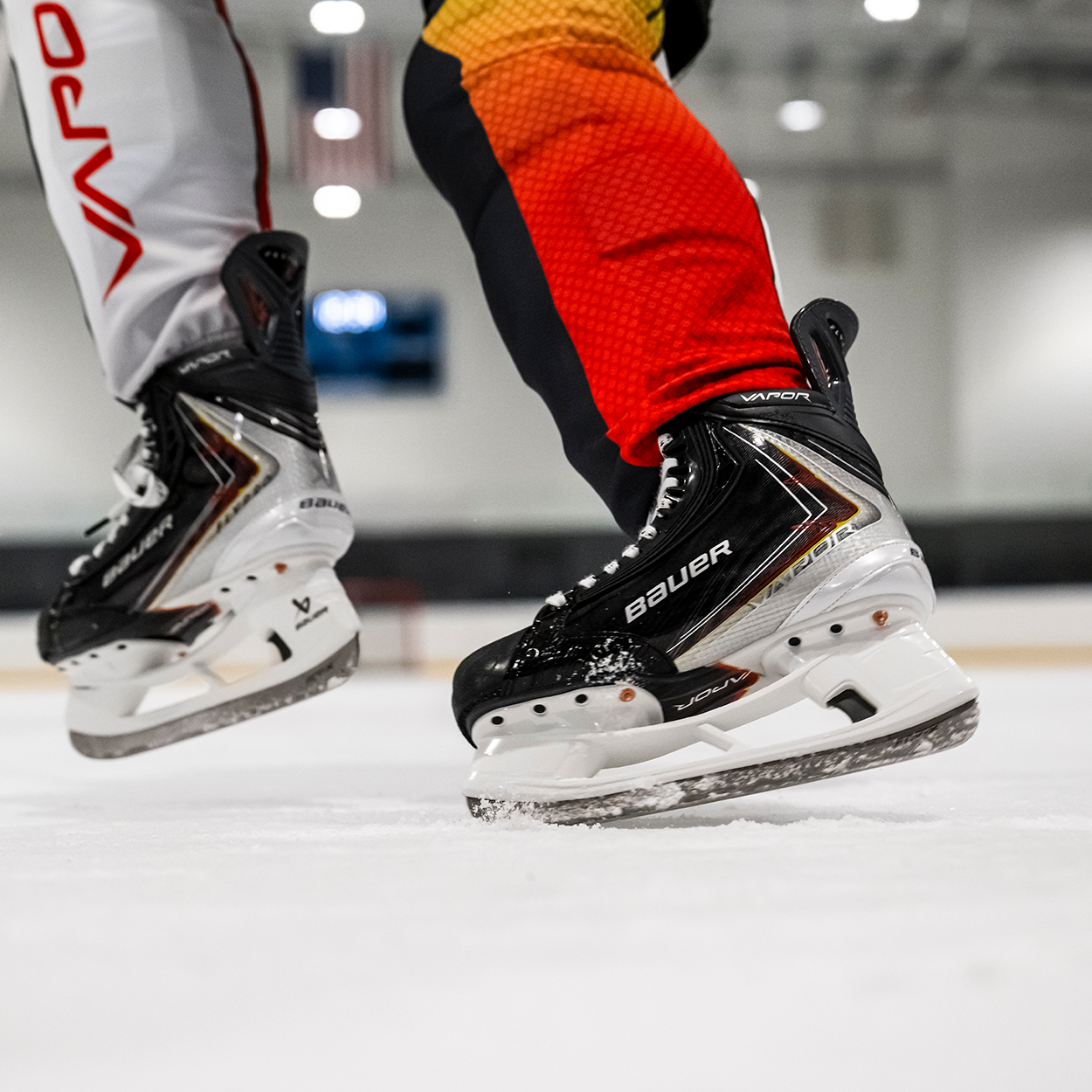 bauer-vapor-flypro-pattini-hockey-senior image 8