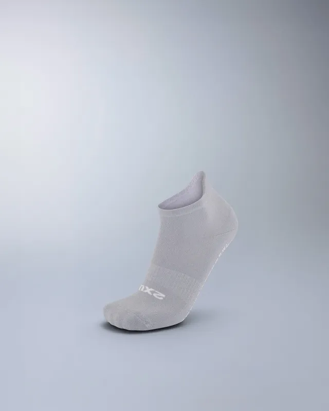 2xu-performance-ankle-grip-socks-calze-grip-antiscivolo-unisex image 1