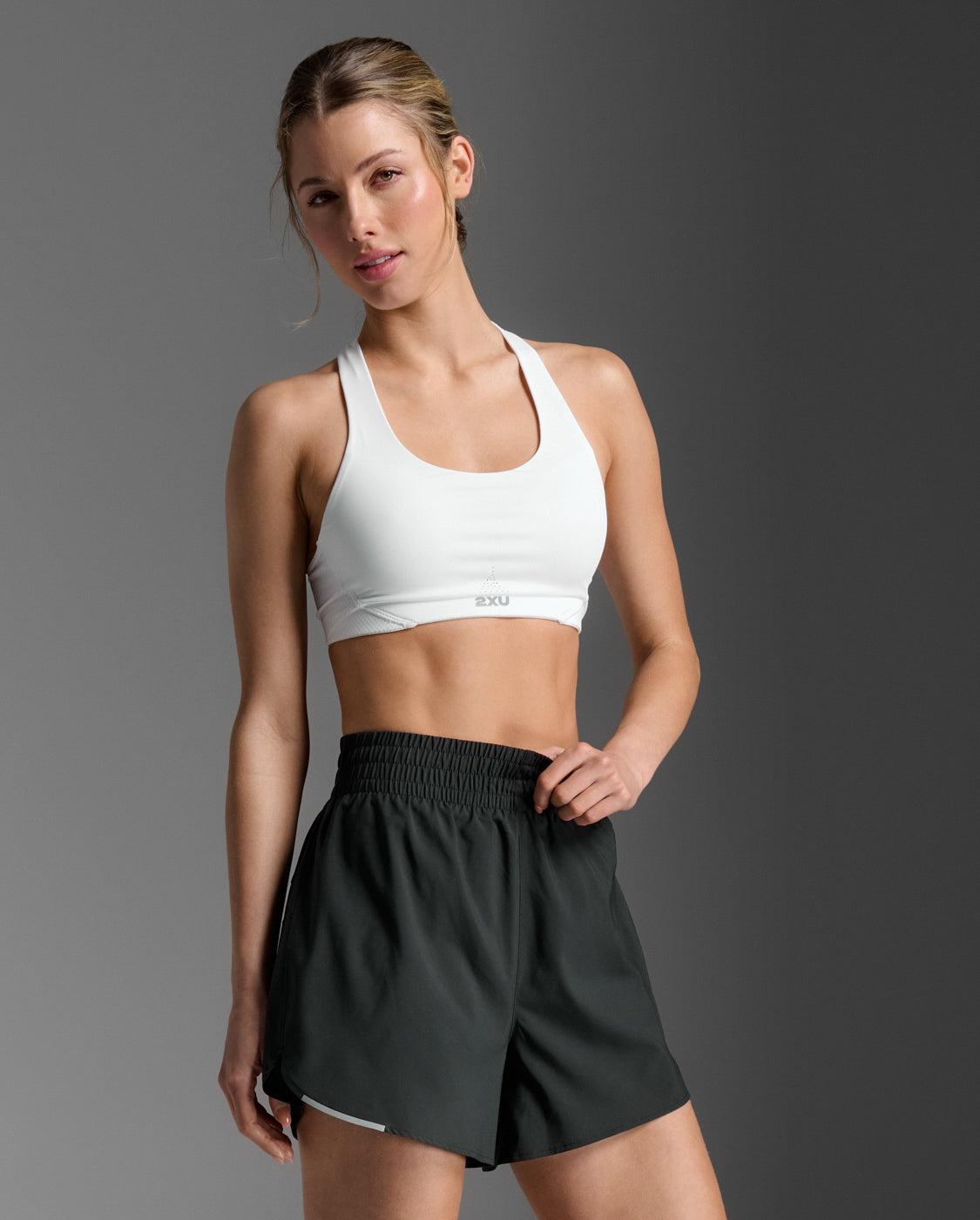 2xu-aero-mesh-reggiseno-sportivo-medio-impatto-bianco-donna image 6