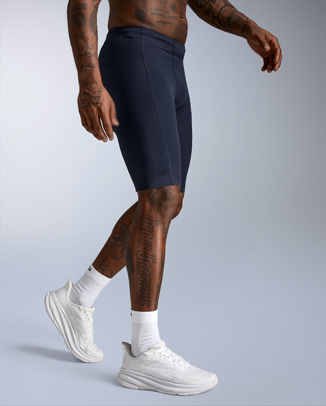 2xu-core-compression-shorts-short-compressivi-blu-pwx image 2