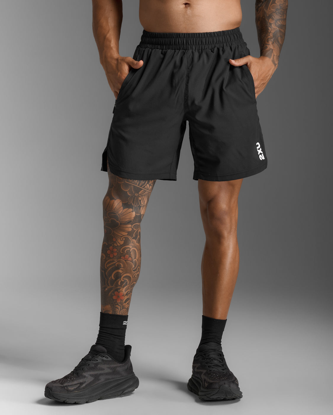 2xu-aspire-7-inch-shorts-uomo-neri-pantaloncini-running image 2