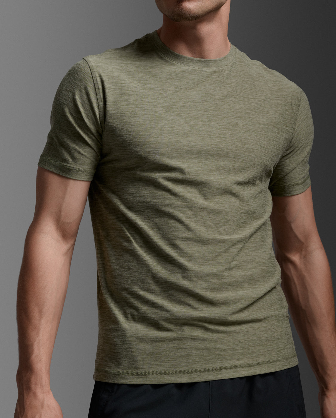 2xu-signature-soft-jersey-tee-maglietta-training-regular-verde image 4