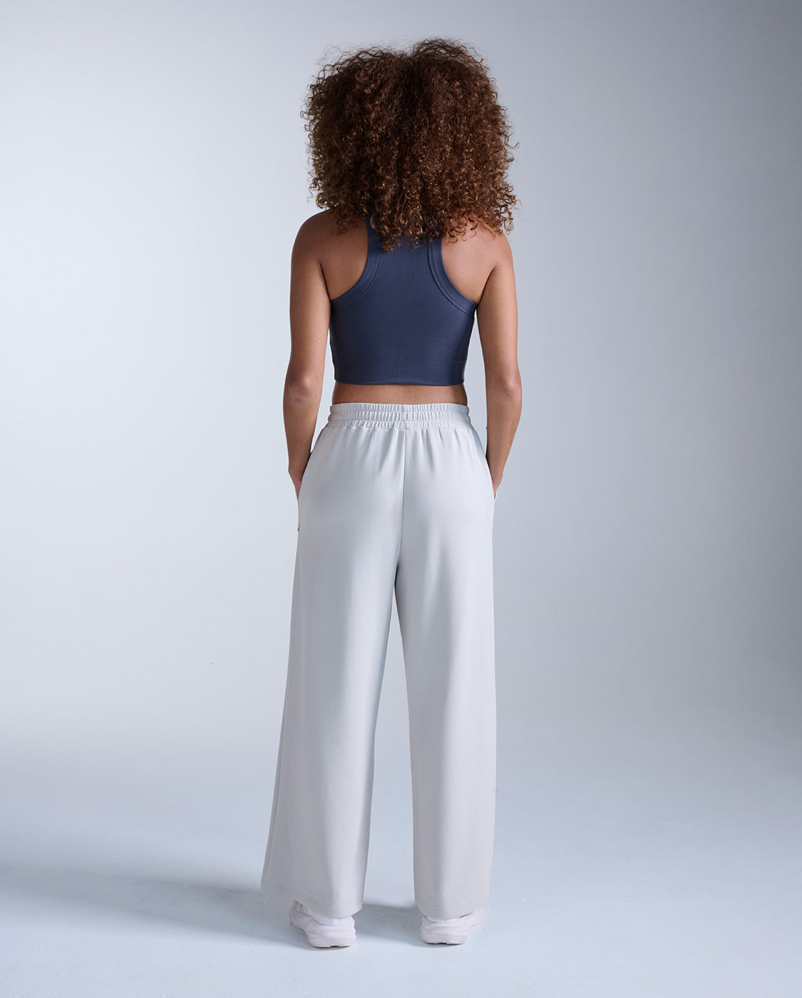 2xu-fluid-tencel-ribbed-crop-tank-top-donna-grigio-3e414a image 8