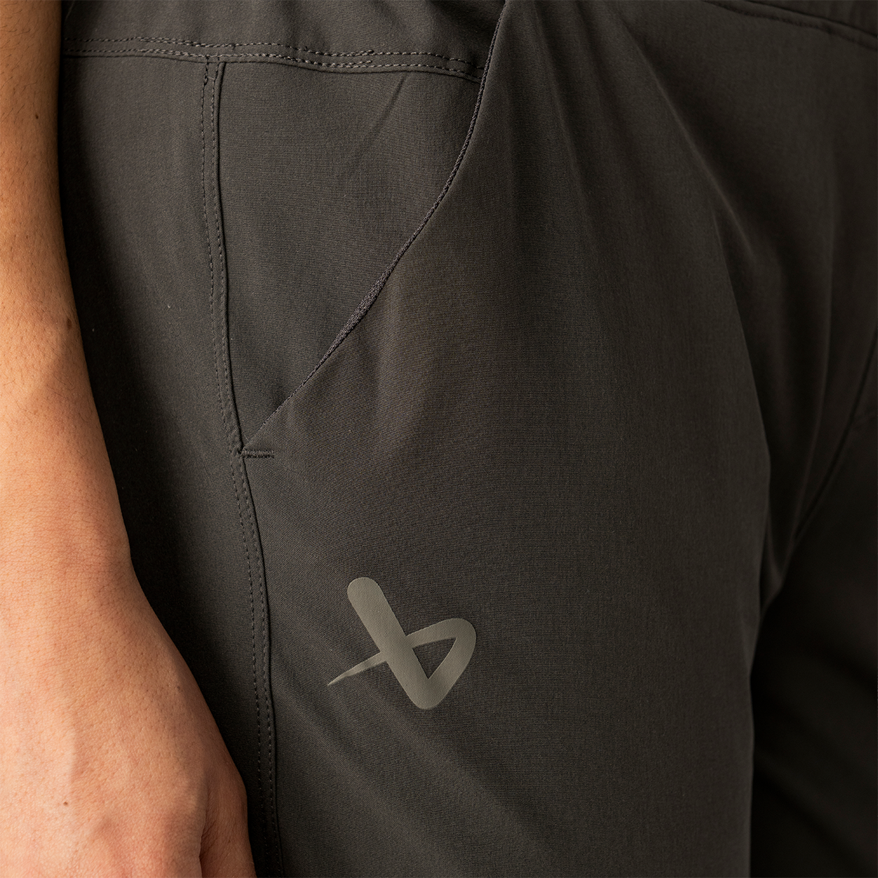 bauer-jogger-donna-leggero image 7