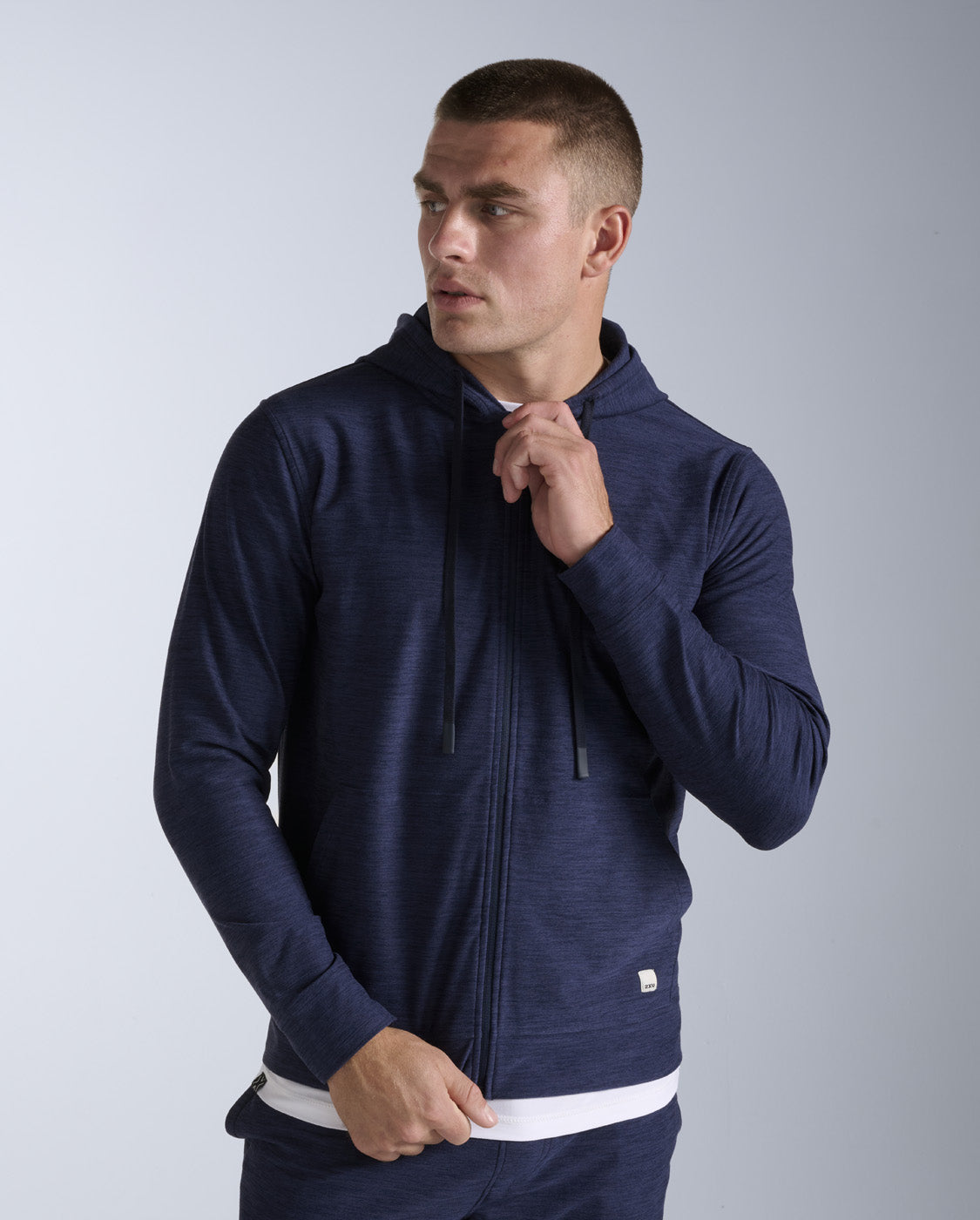 2xu-signature-zip-through-hoodie-felpa-zip-blu-uomo image 1