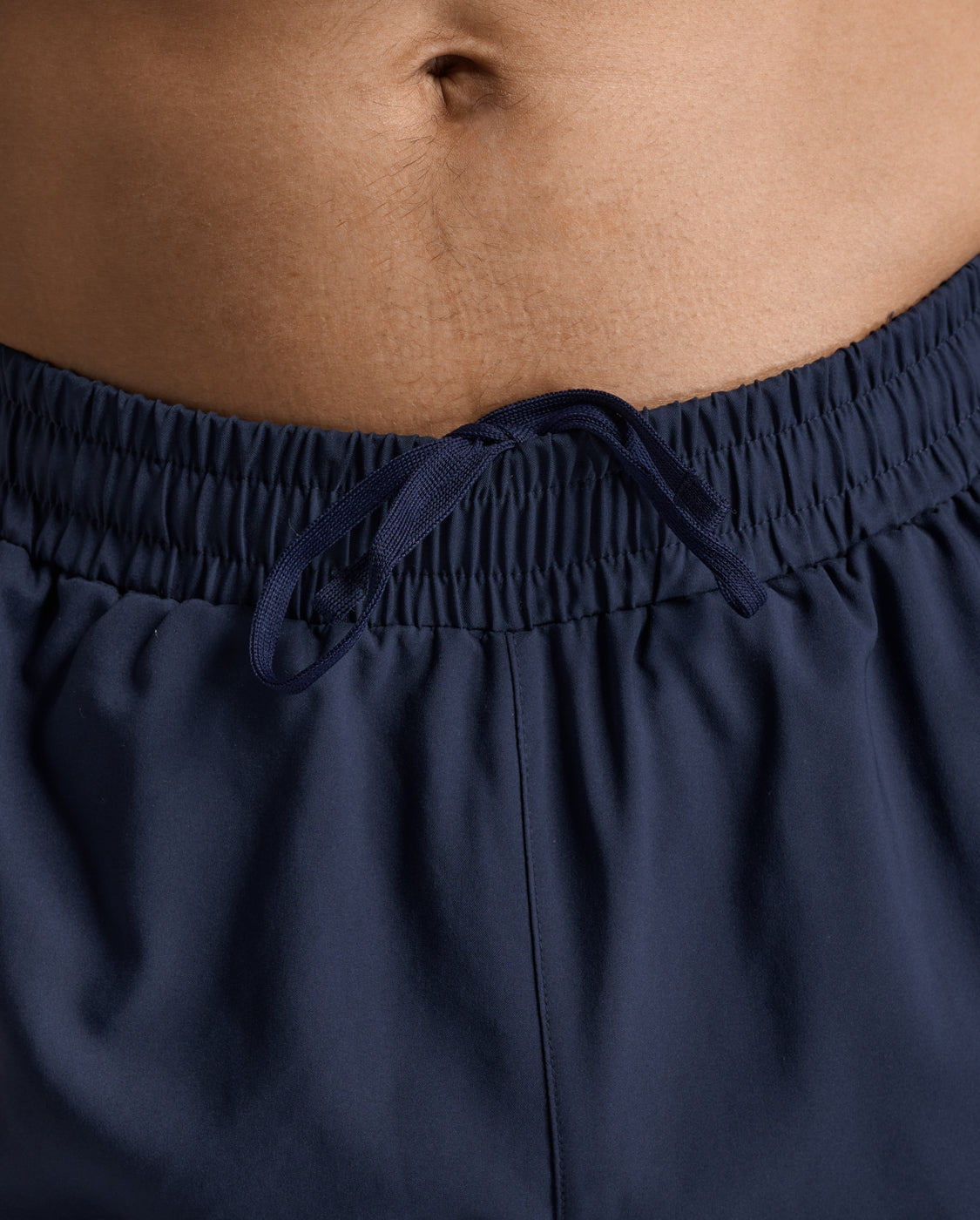 2xu-aspire-7-inch-shorts-uomo-blu-navy image 8