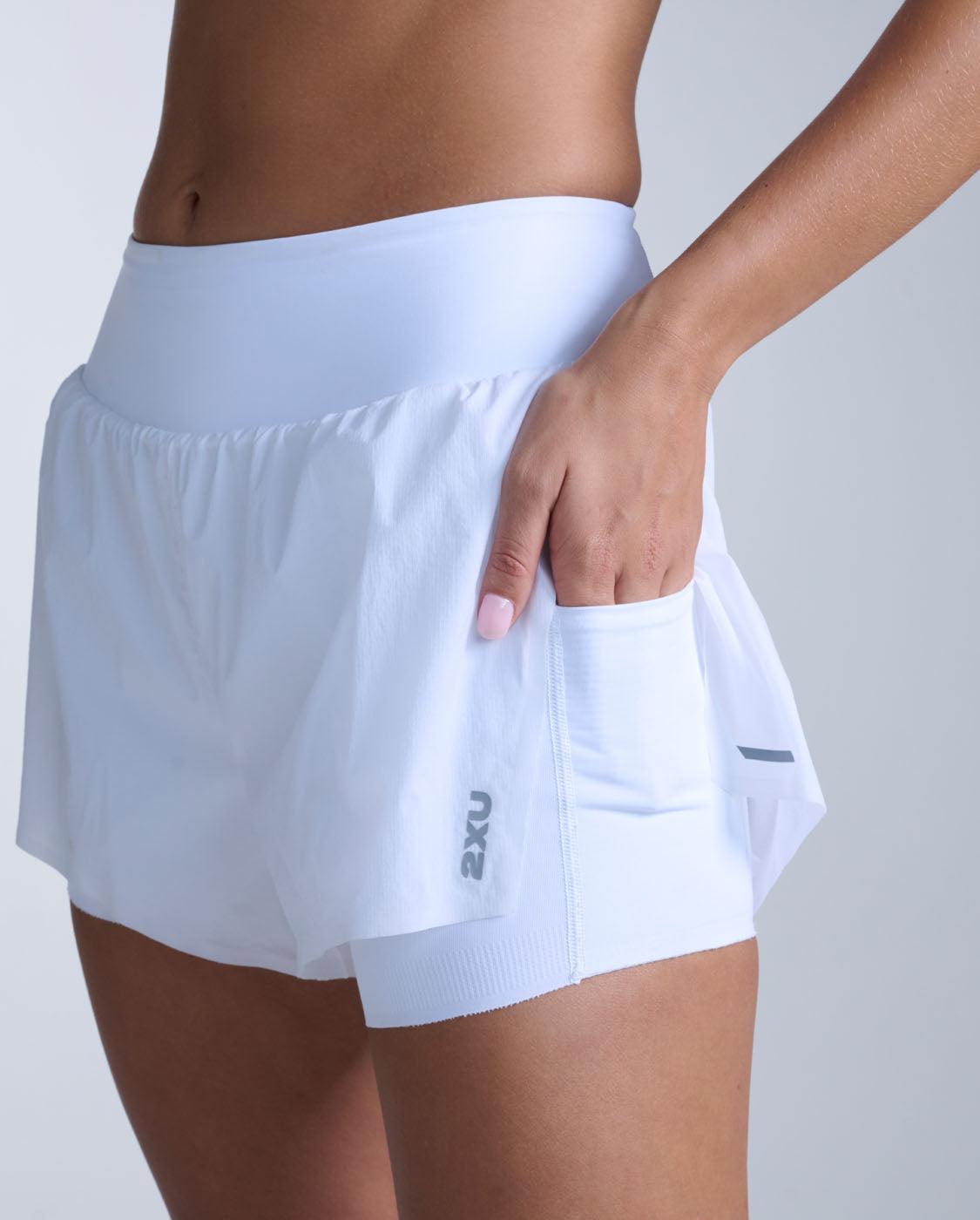 2xu-aero-hi-rise-2-in-1-3-inch-shorts-donna-short-doppio-bianchi image 4