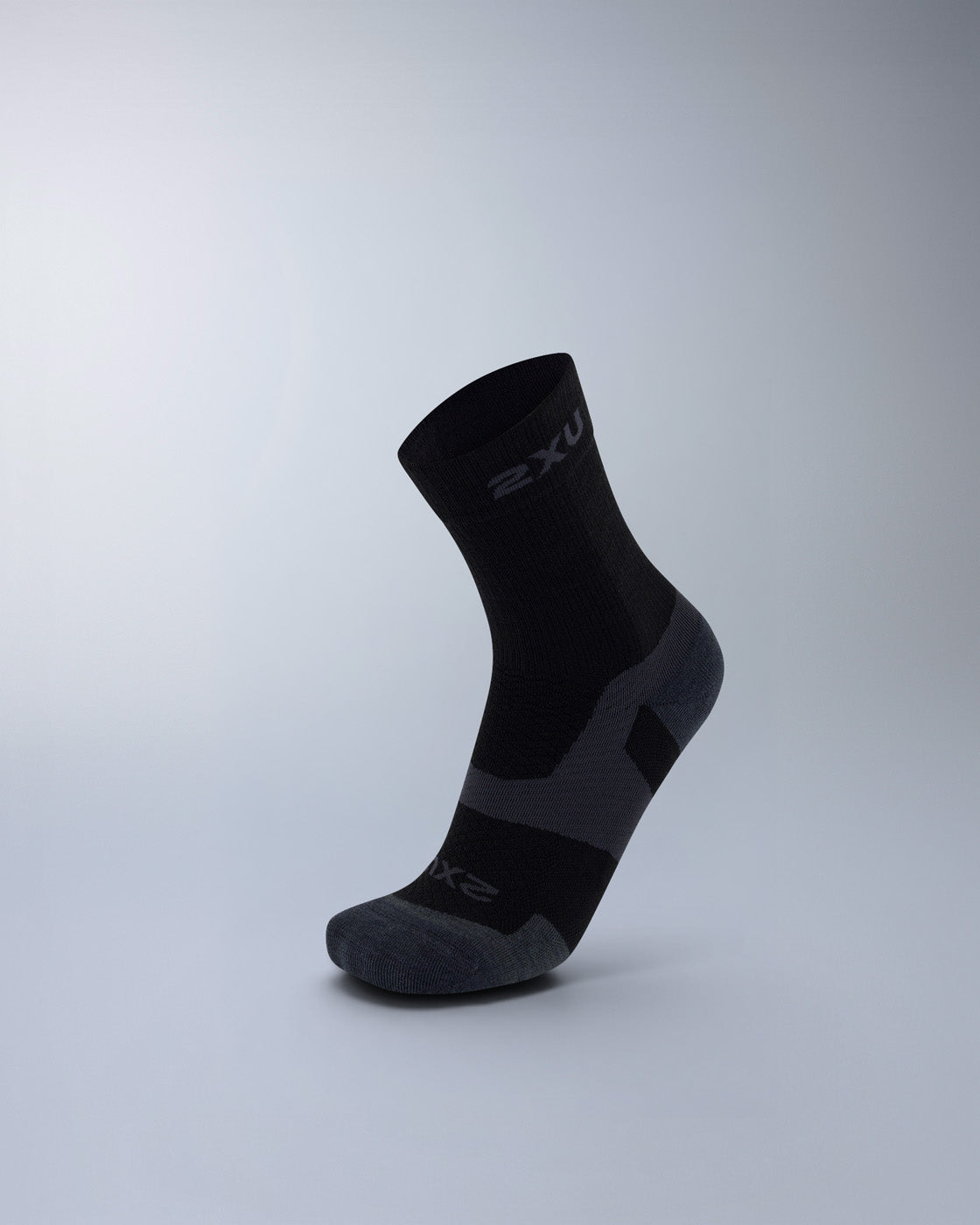 2xu-vectr-light-cushion-merino-crew-socks-calze-running-nero image 1