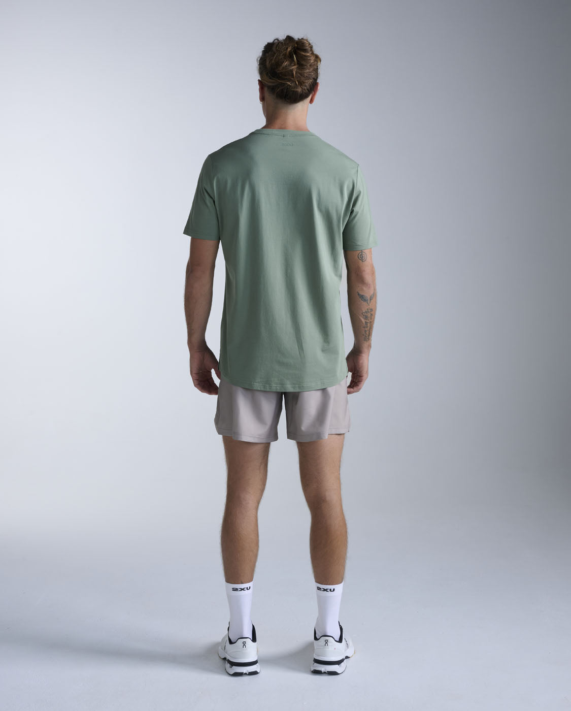 2xu-motion-cotton-flex-tee-t-shirt-training-verde image 8