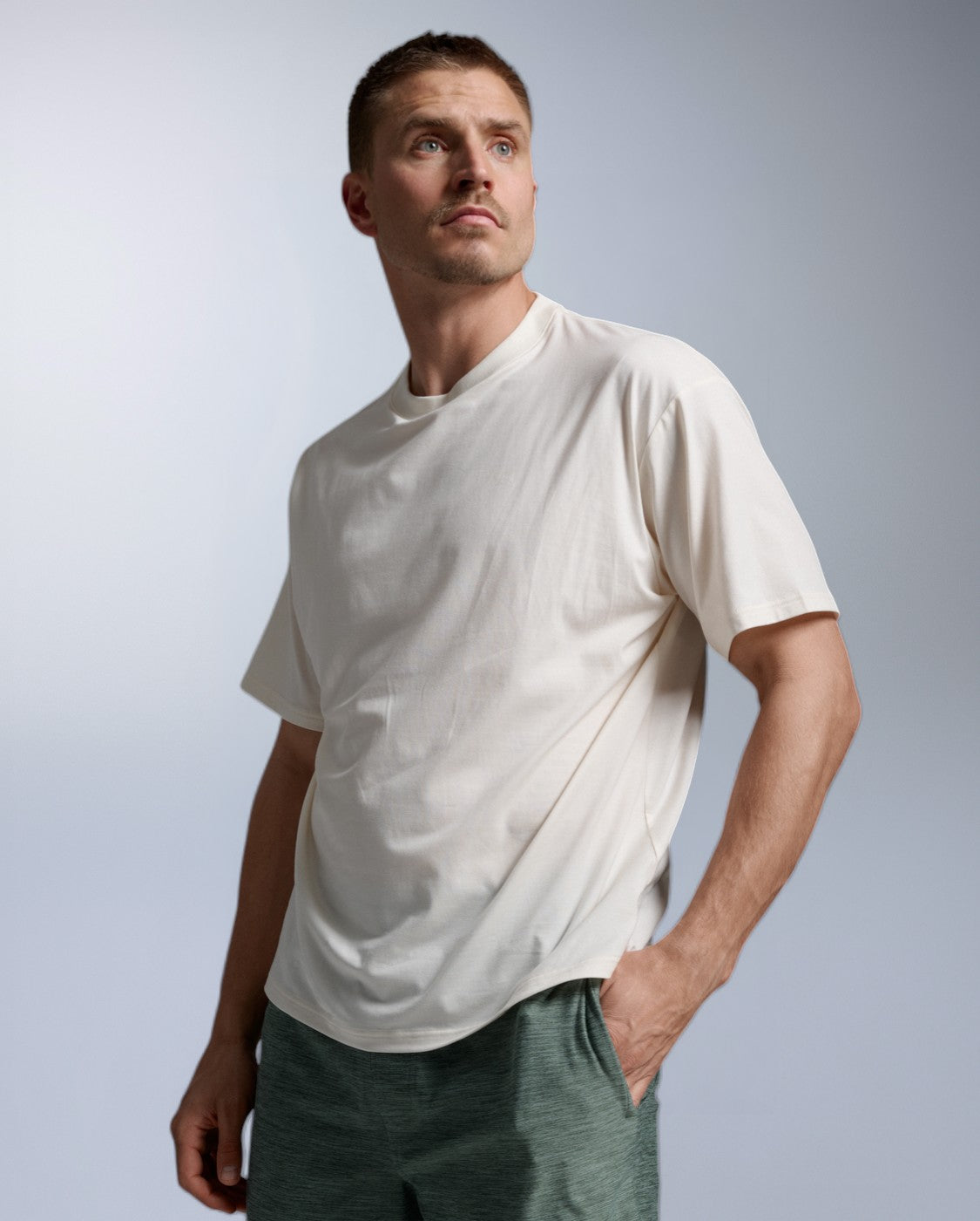 2xu-motion-oversized-tencel-tee-t-shirt-oversize image 1