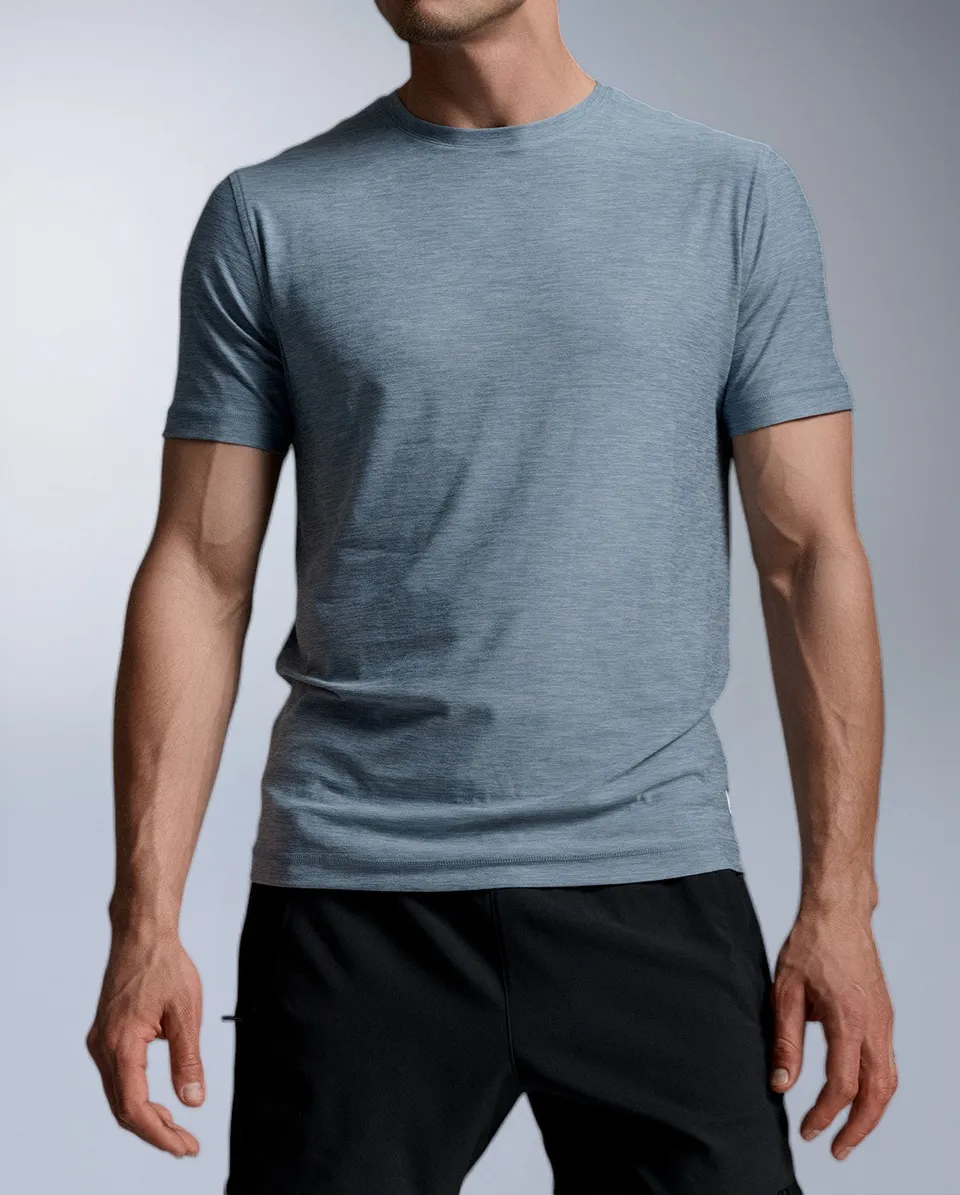 2xu-signature-tee-maglietta-training-uomo-blu-regular image 1