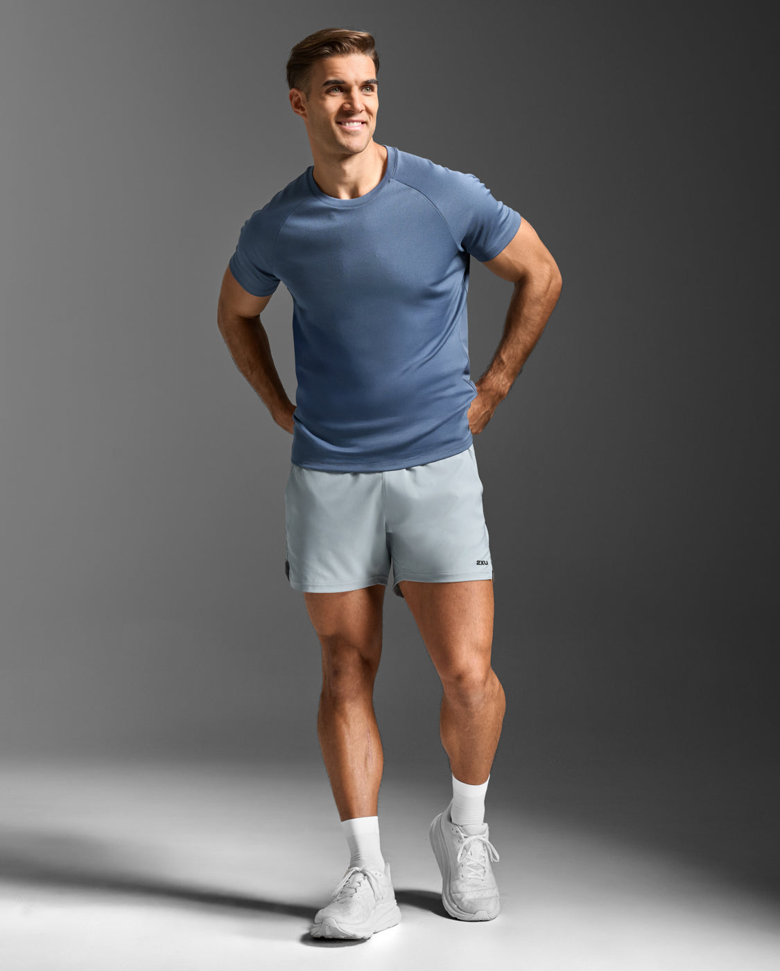 2xu-aero-tee-slim-uomo-maglia-running-blu-traspirante image 4