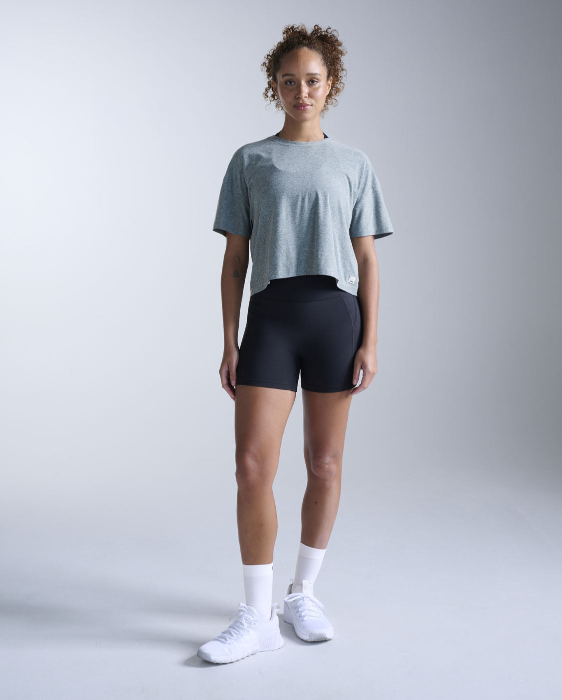 2xu-form-soft-jersey-relaxed-tee-donna-grigio-verde image 4