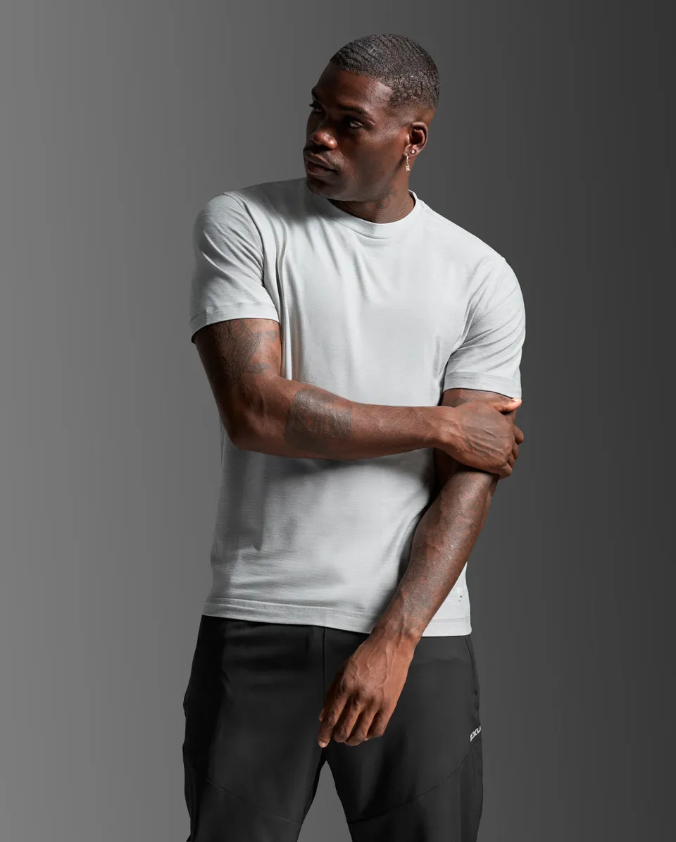 2xu-signature-tee-grigio-t-shirt-training-regular-fit image 1