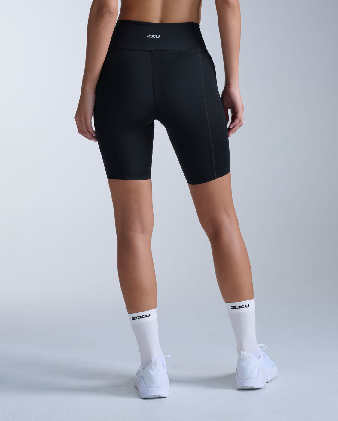 2xu-core-hi-rise-compression-7-inch-shorts-donna-nero image 2